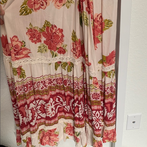 Angie Boho Red Floral Twist Front Midi Dress - Picture 5 of 10